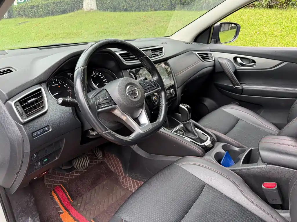 Photo 7 - Nissan Qashqai