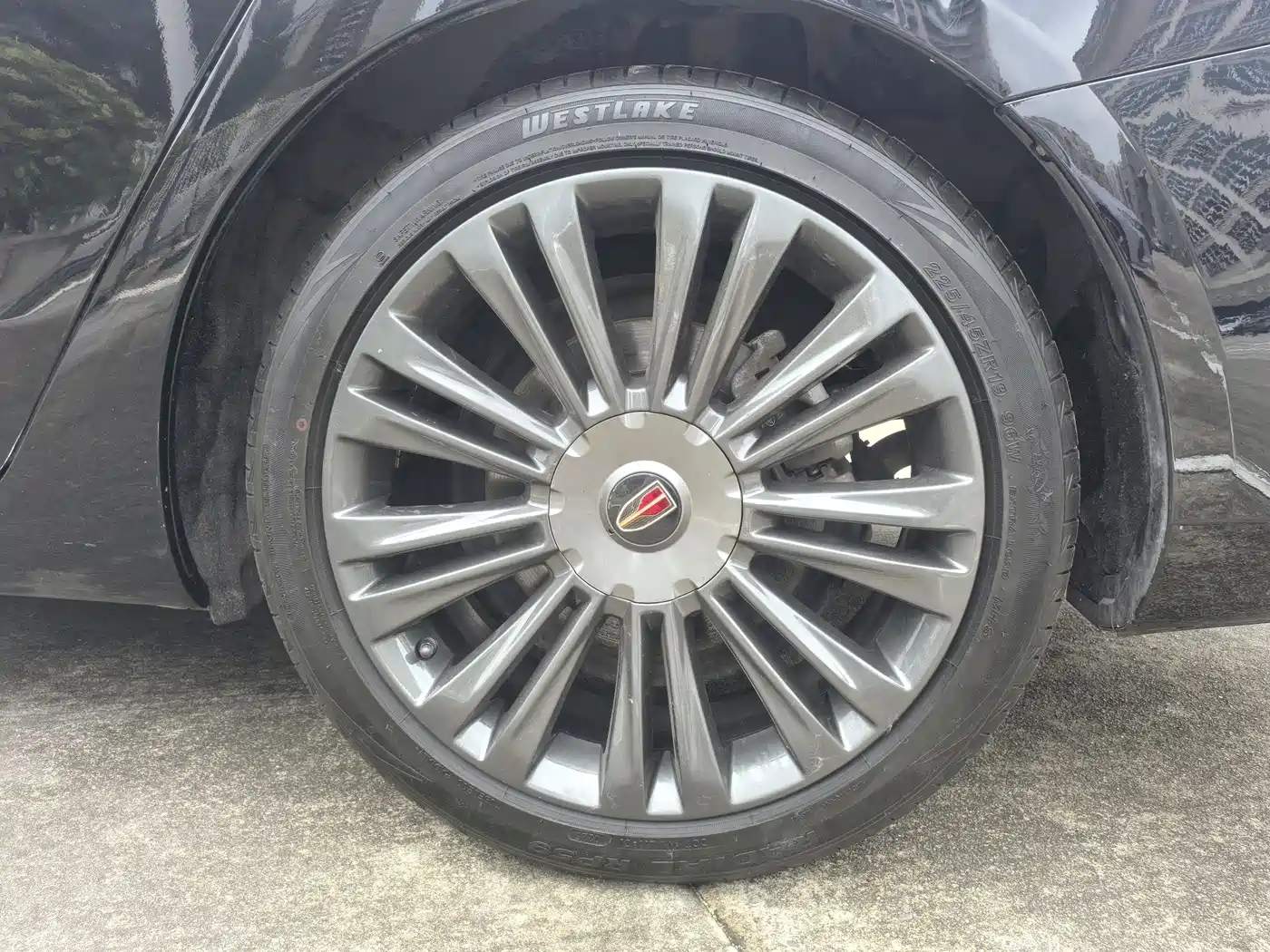 Hongqi H5 2020 1.8T Automatic Smart Connection Qi Enjoy Edition фото 15