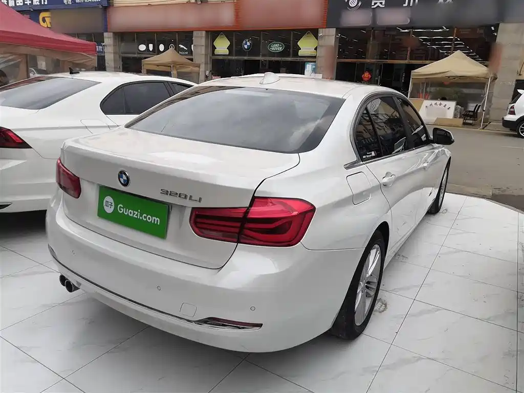 BMW 3 Series 2017 320Li Fashion фото 7