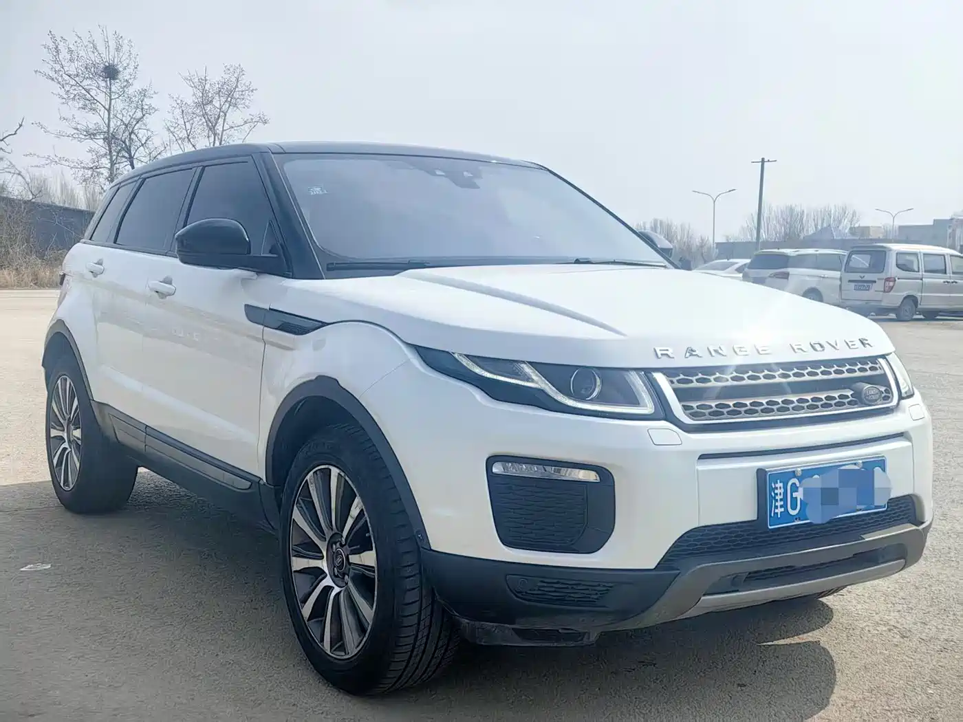 Land Rover Range Rover Evoque 2018 240PS SE Smart Edition фото 3