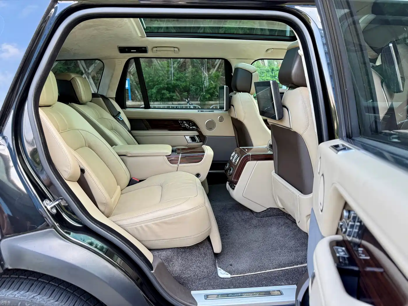 Land Rover Range Rover 2019 5.0 SC V8 Prestige Genesis Extended Edition фото 8