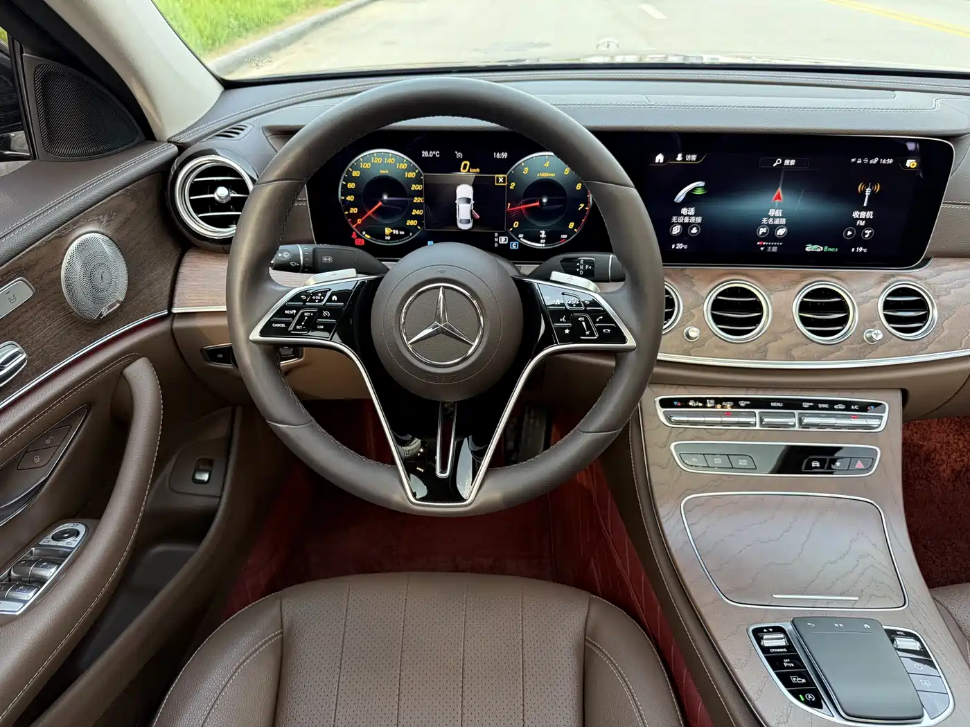 Mercedes-Benz E-Class 2022 Facelift III E 300 L Luxury фото 12