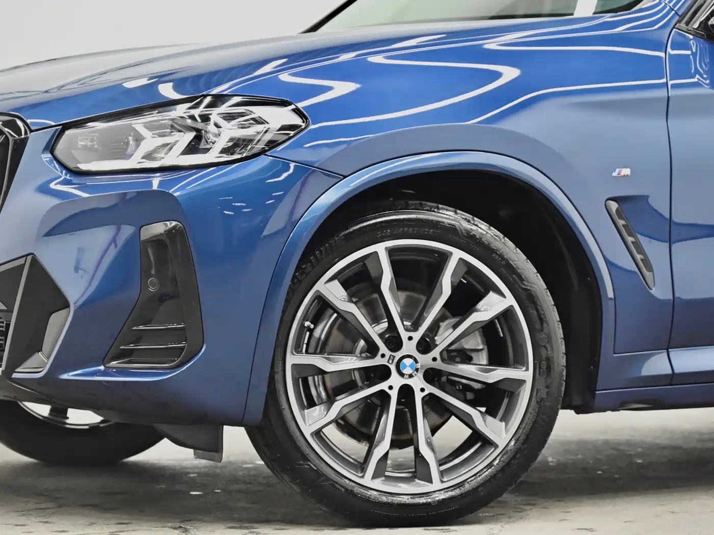 BMW X3 2022 xDrive30i Leading M Night Package фото 25