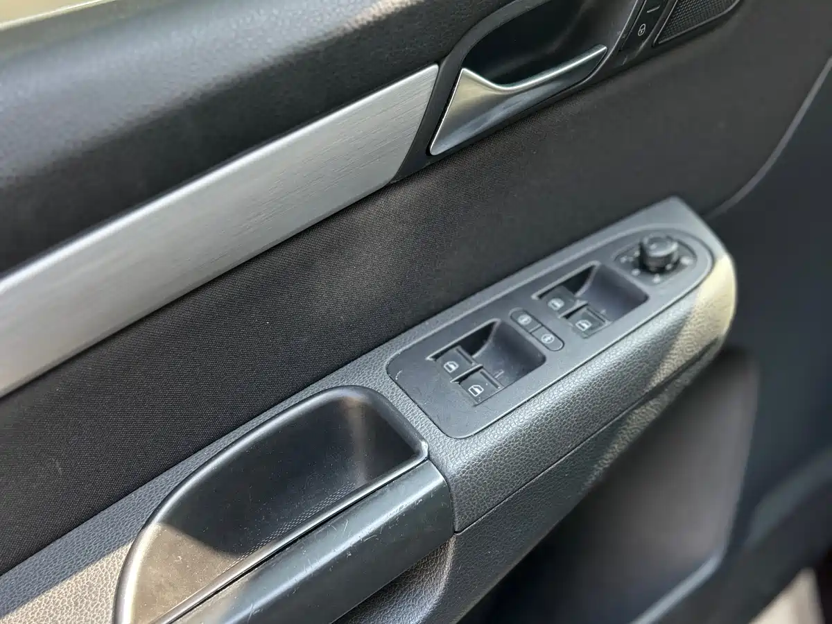 Volkswagen Sharan 2018 380TSI Comfort 7-Seater фото 7