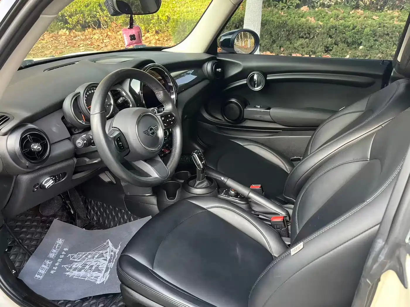 MINI 2021 1.5T ONE фото 7