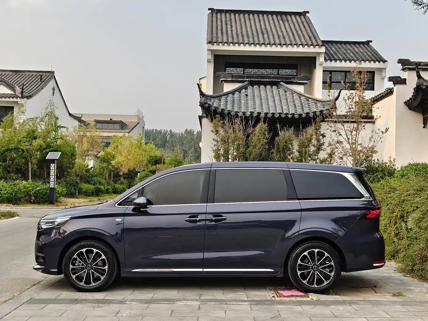 Roewe iMAX8 2021 2021 400TGI Supreme Series Honor