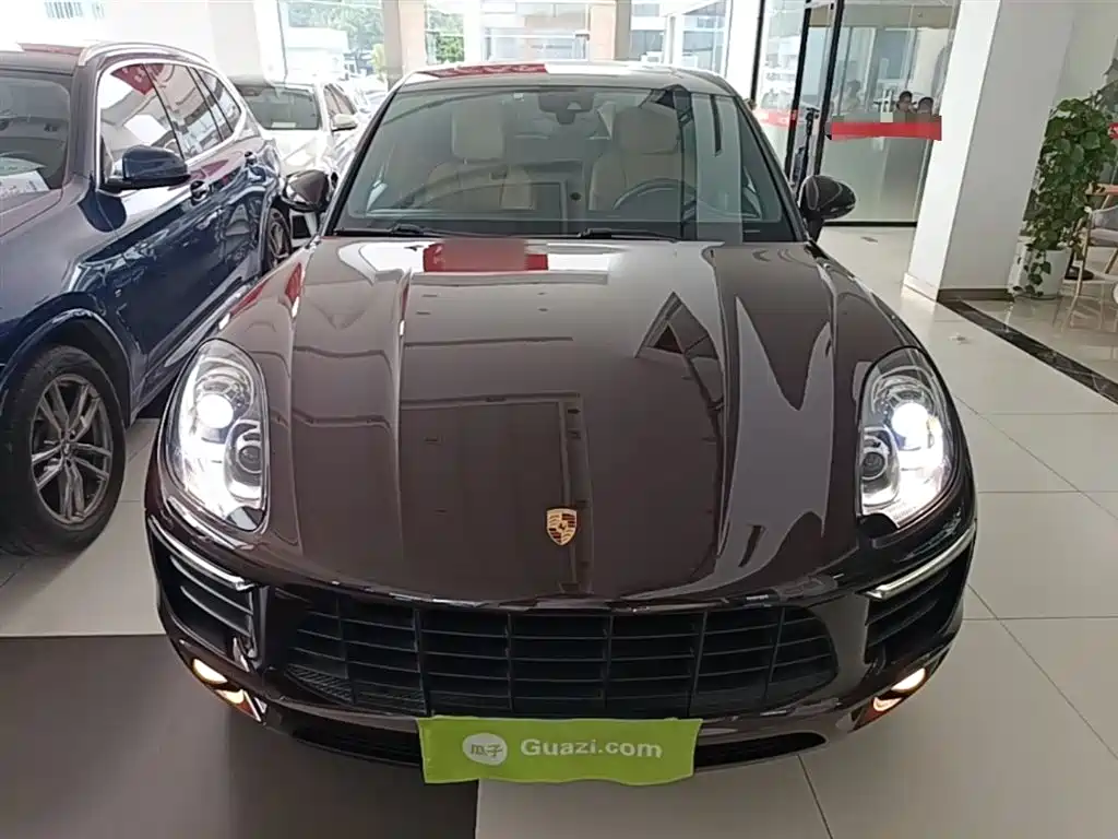 Porsche Macan 2017 Macan 2.0T фото 3