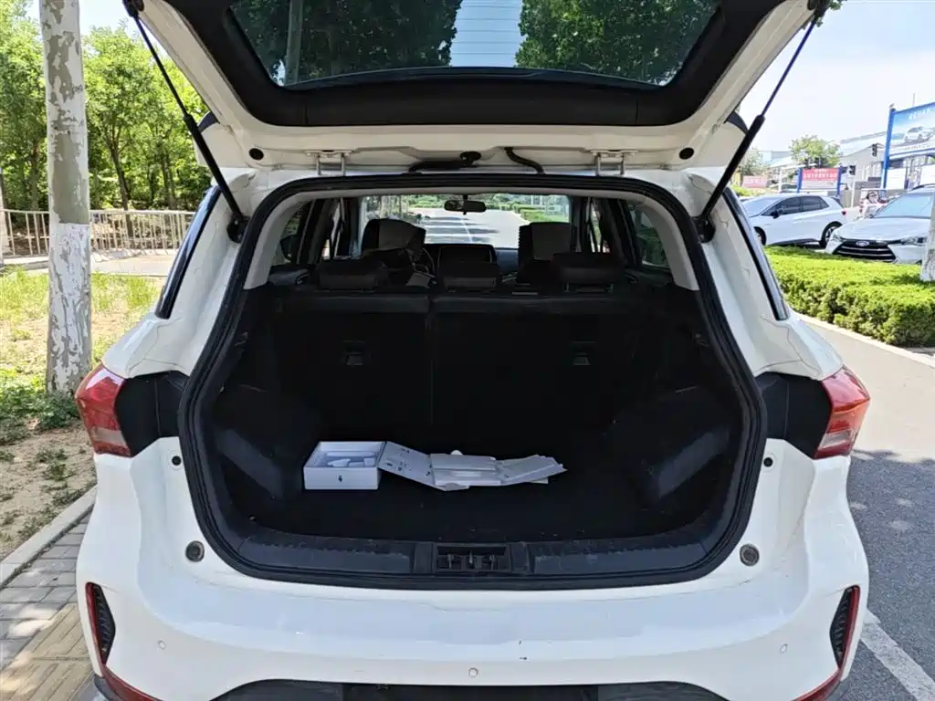 GAC Trumpchi Trumpchi GS4 2018 235T Automatic 2WD Elite фото 19