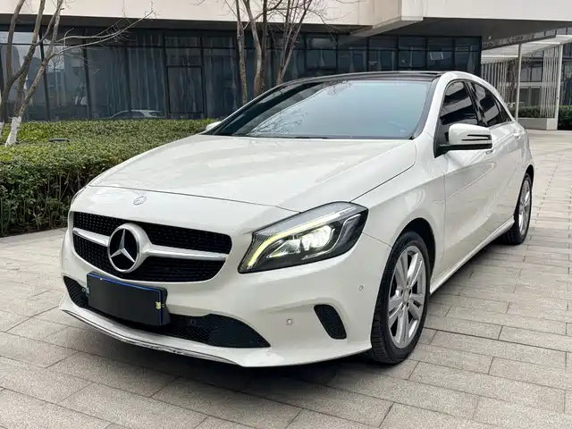 MERCEDES-BENZ A CLASS