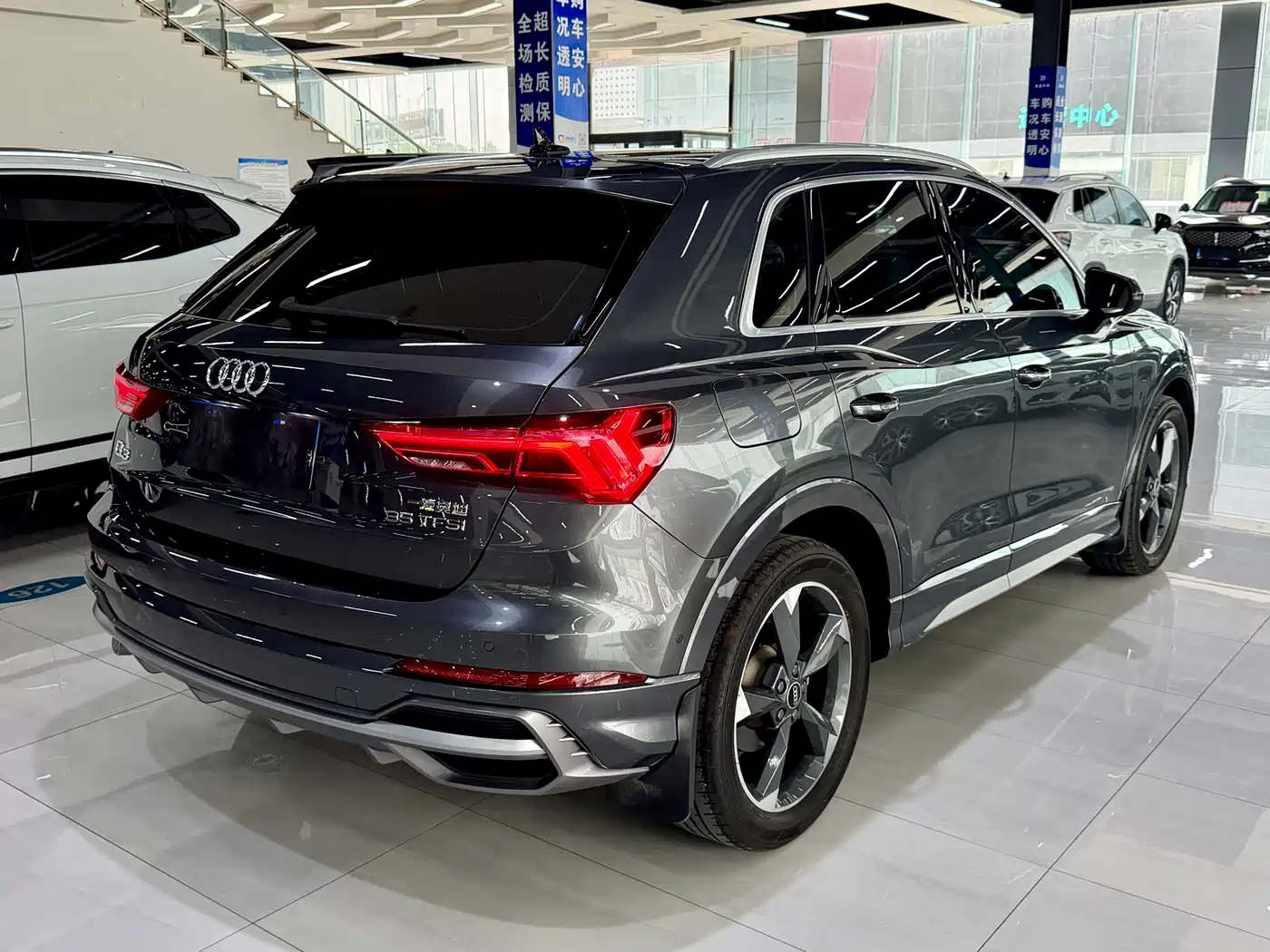 Audi Q3 2023 35 TFSI Fashion Dynamic (1.4T) фото 11