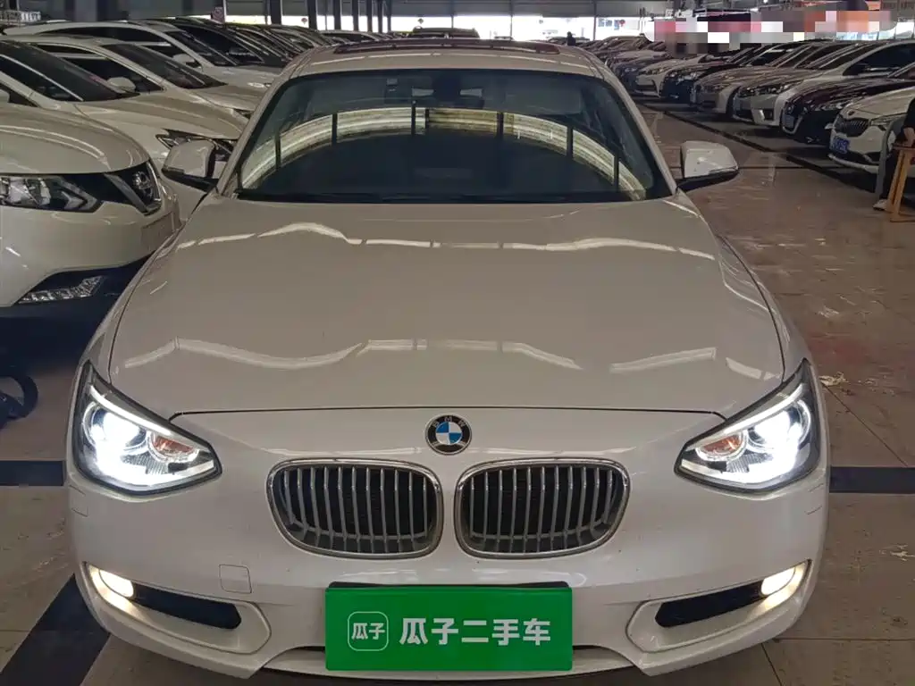 BMW 1 Series (Import) 2013 Facelift 116i Urban Model фото 3