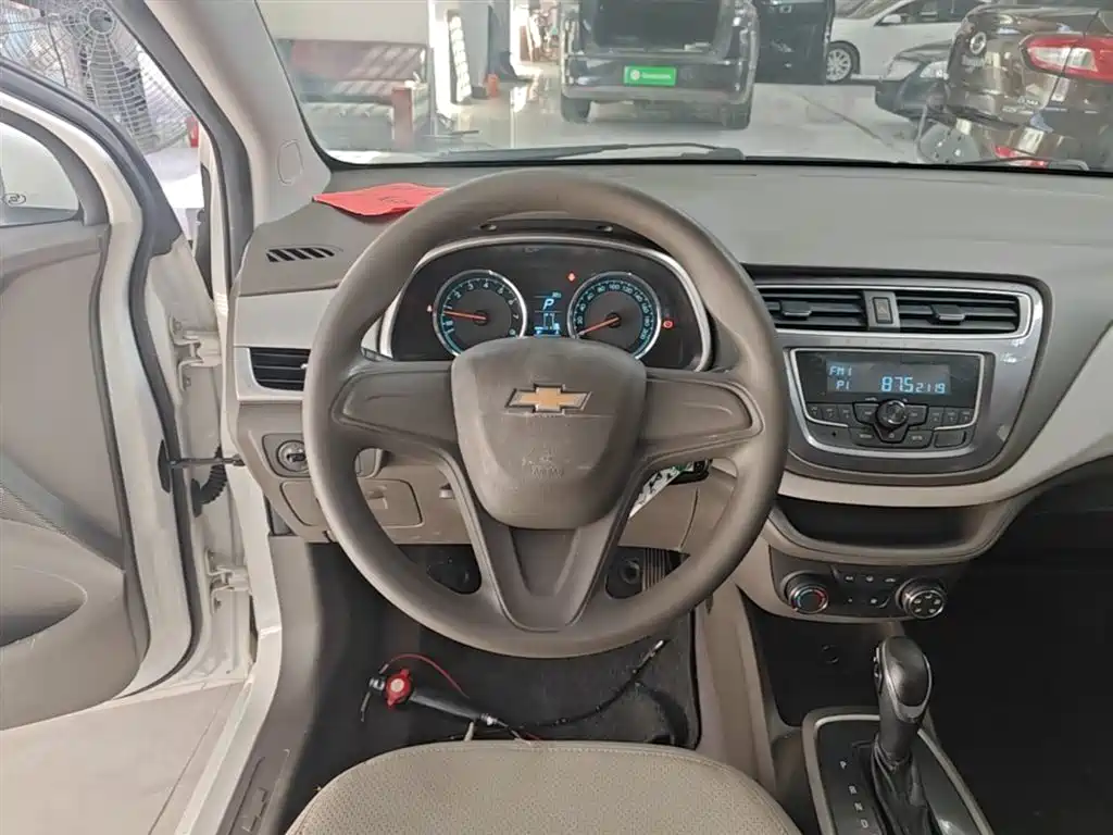 Chevrolet Lova RV 2016 1.5L Automatic Easy-Ride фото 11