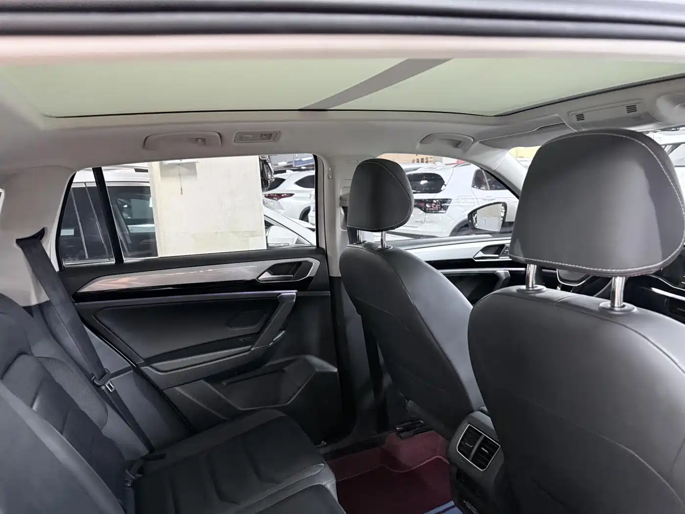 Volkswagen Tayron 2019 330TSI 2WD Luxury China VI фото 15