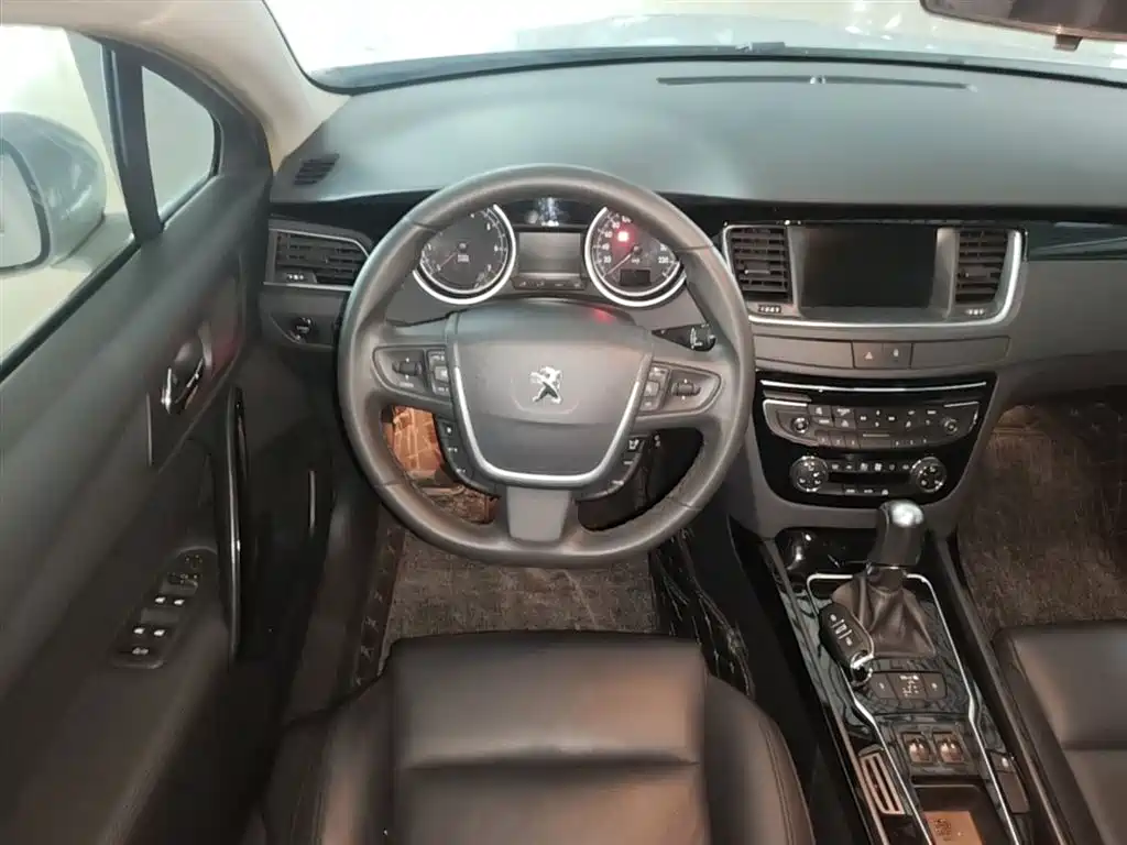 Peugeot 508 2015 1.6THP Auto Excellence Edition фото 17