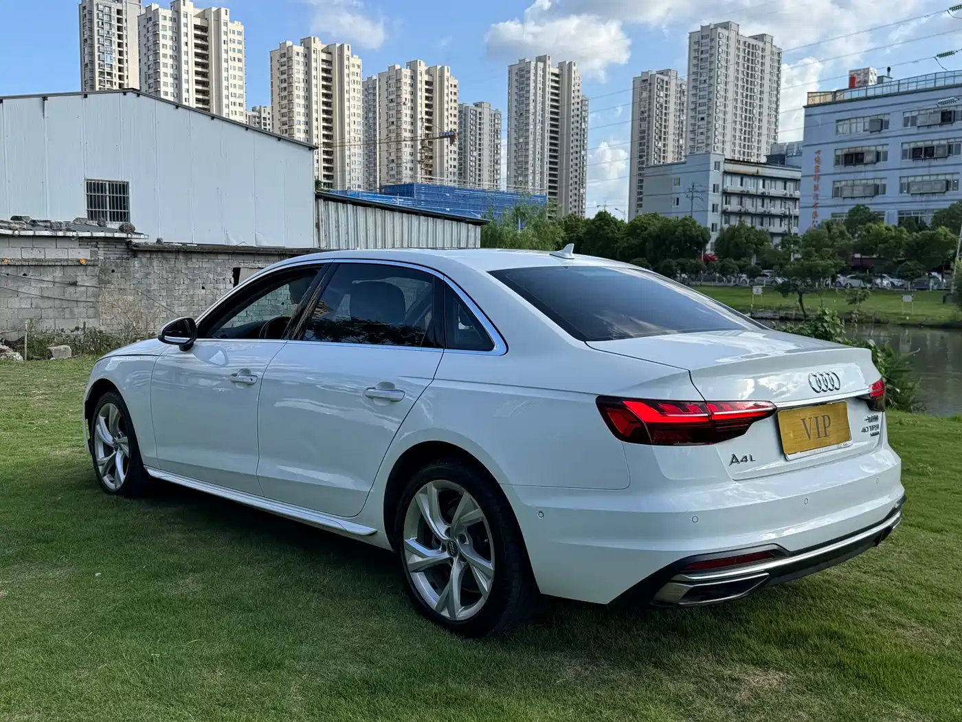 Audi A4L 2020 40 TFSI quattro Luxury Dynamic фото 7