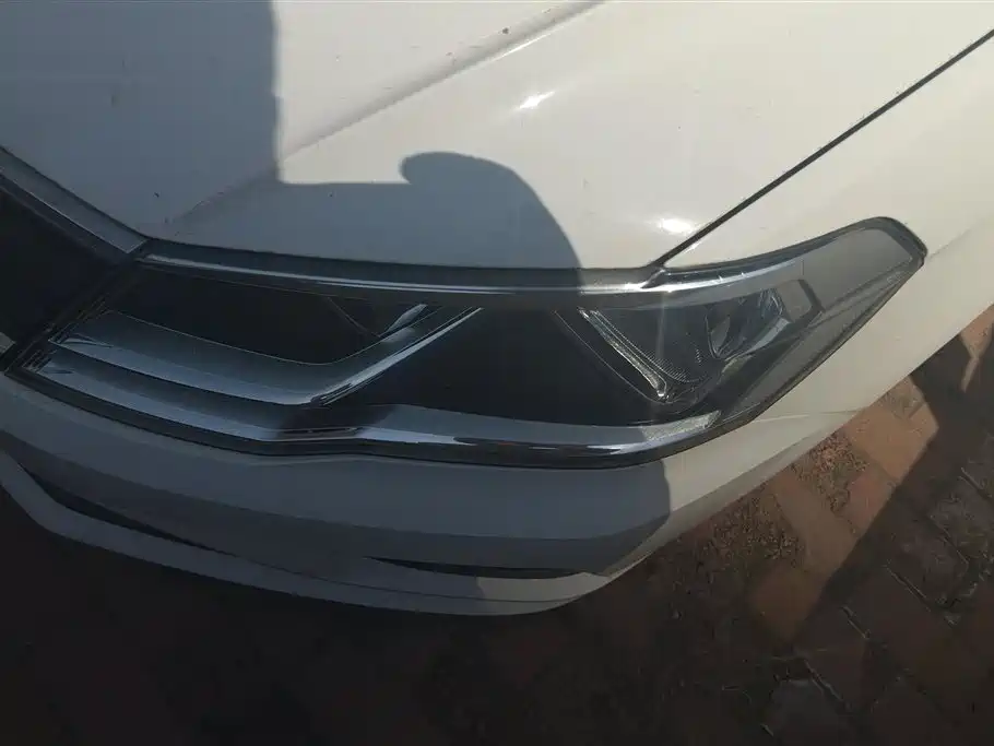 Volkswagen Jetta 2017 1.5L Manual Fashion фото 5