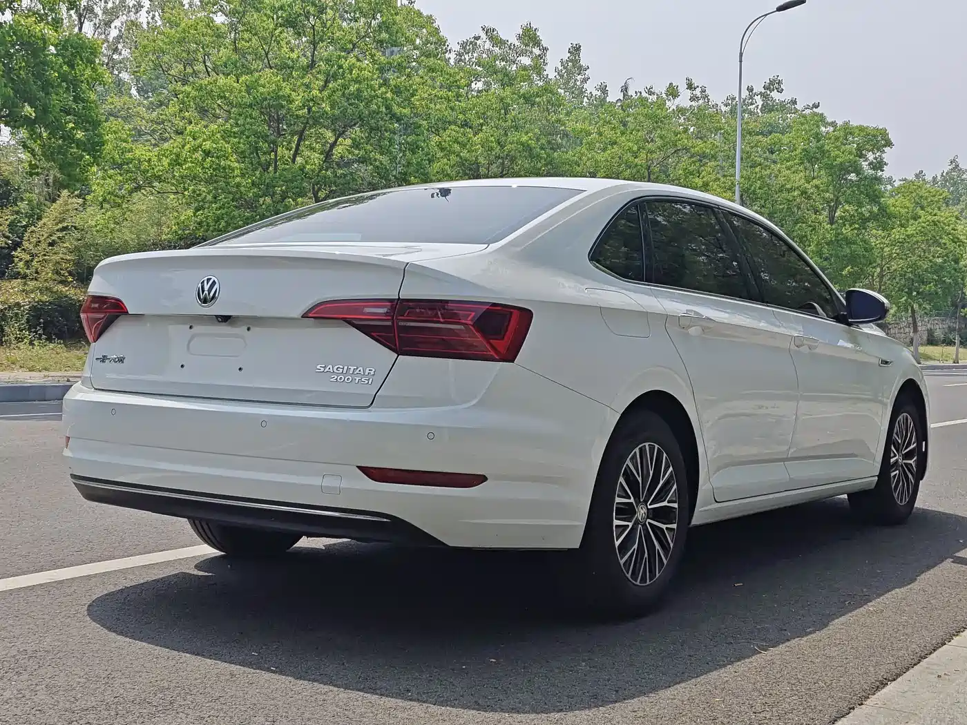 Volkswagen Sagitar 2019 200TSI Manual Comfort Edition China VI фото 4