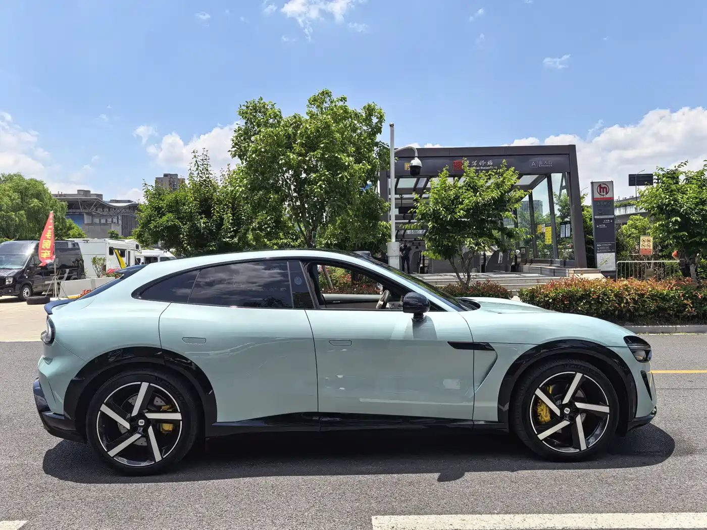 Xiaomi Auto Xiaomi YU7 2025 Ultra Long Range High Performance AWD Max Edition фото 5
