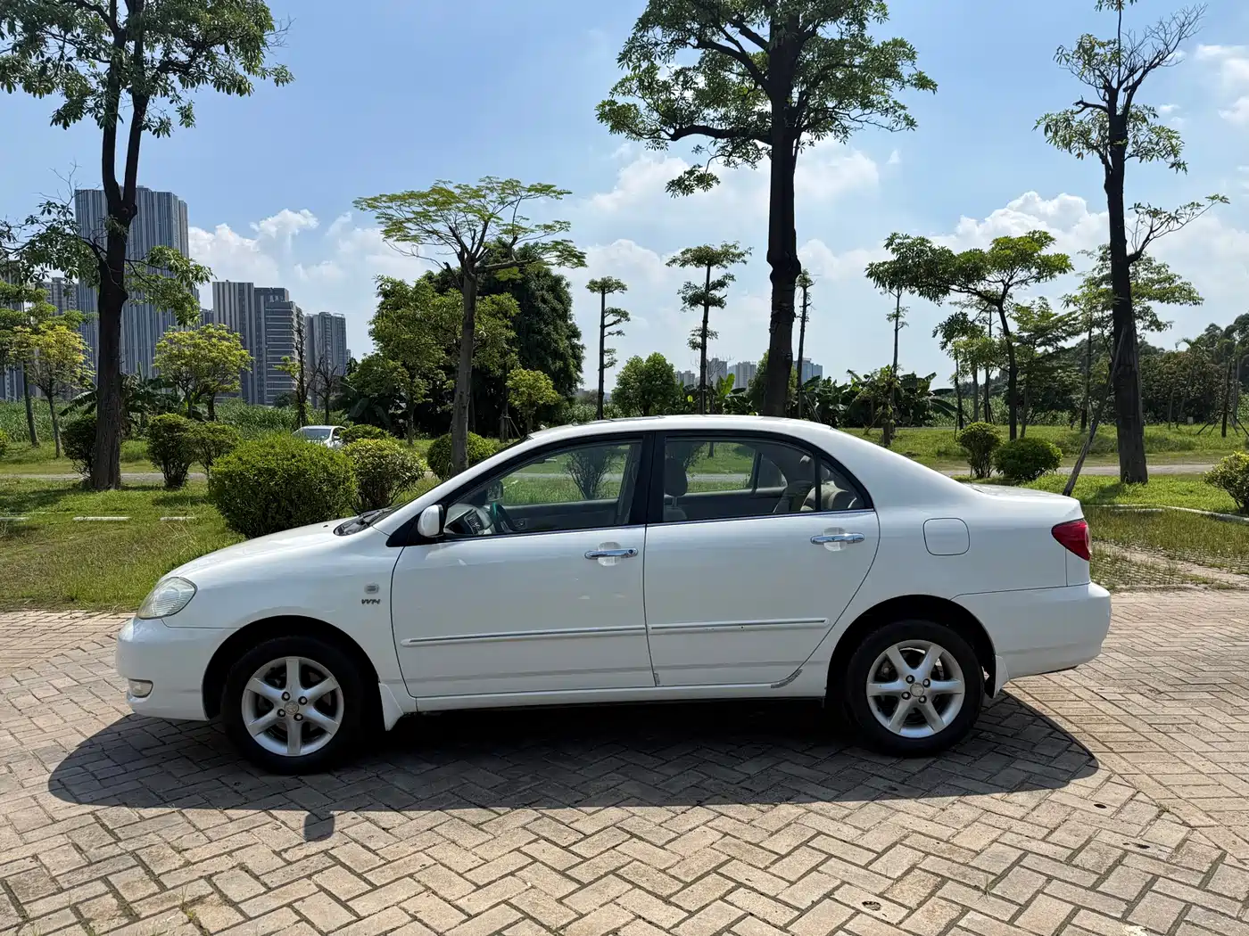 Toyota Corolla 2007 2004 1.8L Auto GLX-i