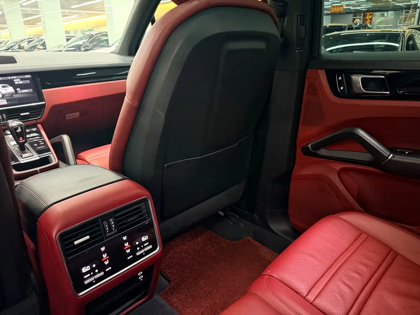 Porsche Cayenne 2019 Cayenne 3.0T фото 8