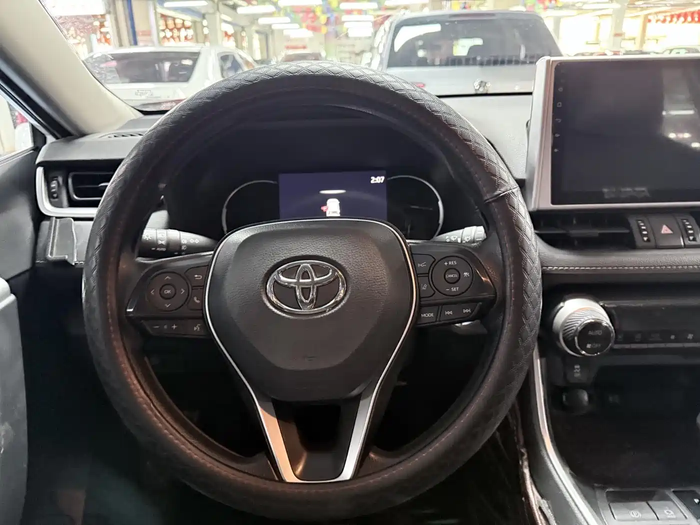 Toyota RAV4 Rongfang 2022 2.0L CVT 2WD Trend Edition фото 11