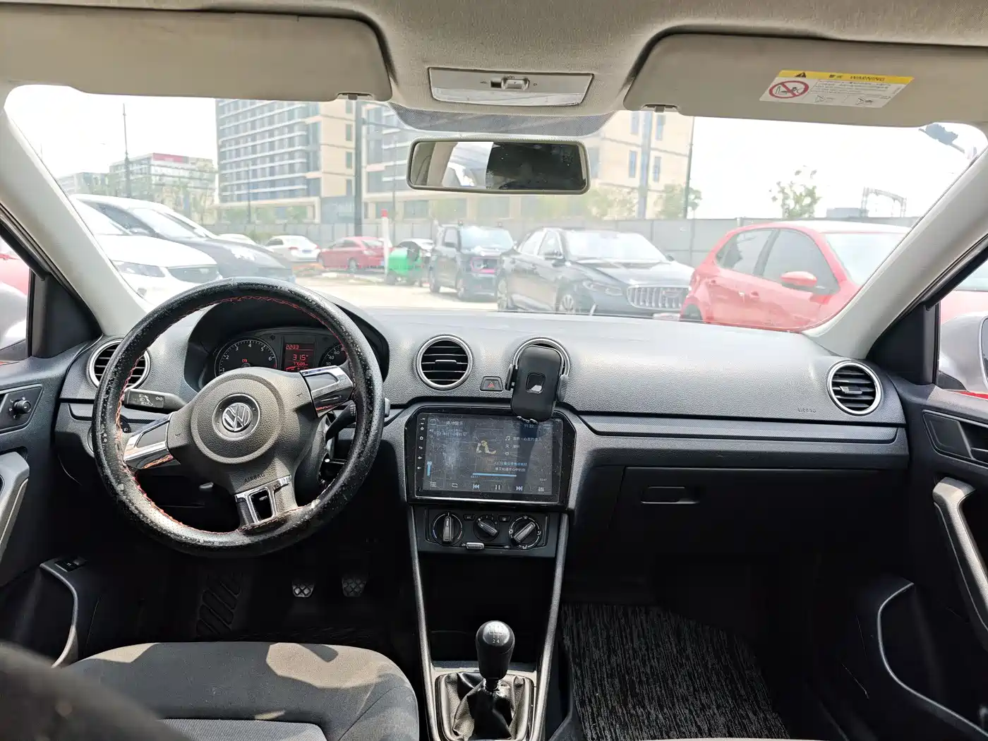 Volkswagen Jetta 2015 Value Edition 1.6L Manual Fashion фото 9