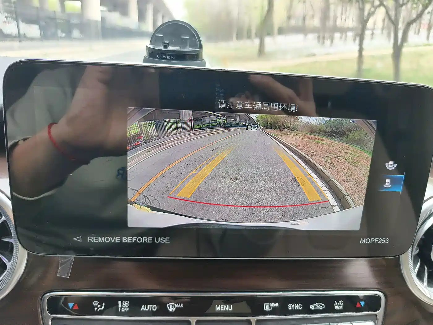 MERCEDES-BENZ V CLASS