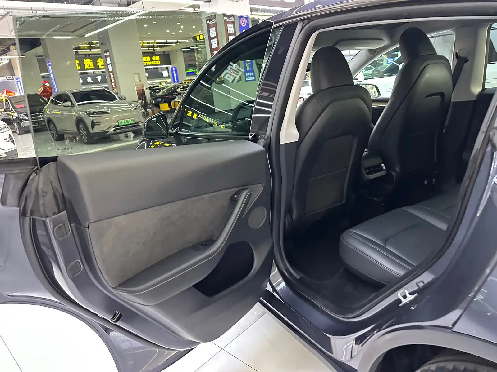 Фото 15 - Tesla Model Y