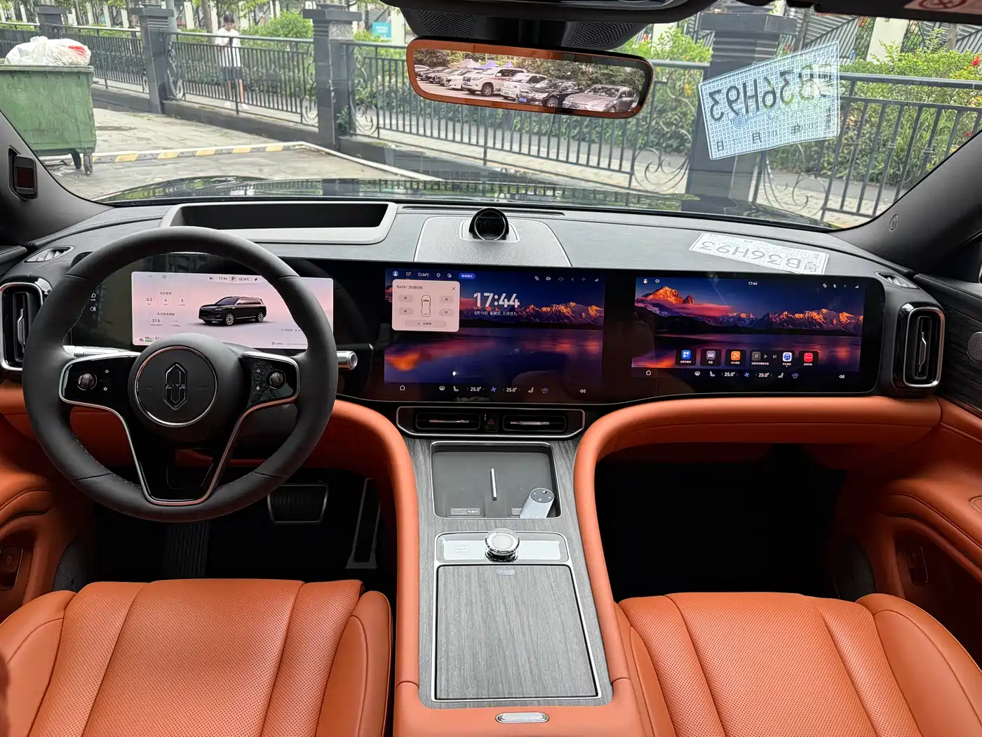 AITO Wenjie AITO M9 2026 Extended Range Ultra Edition 52kWh 6-seater фото 9