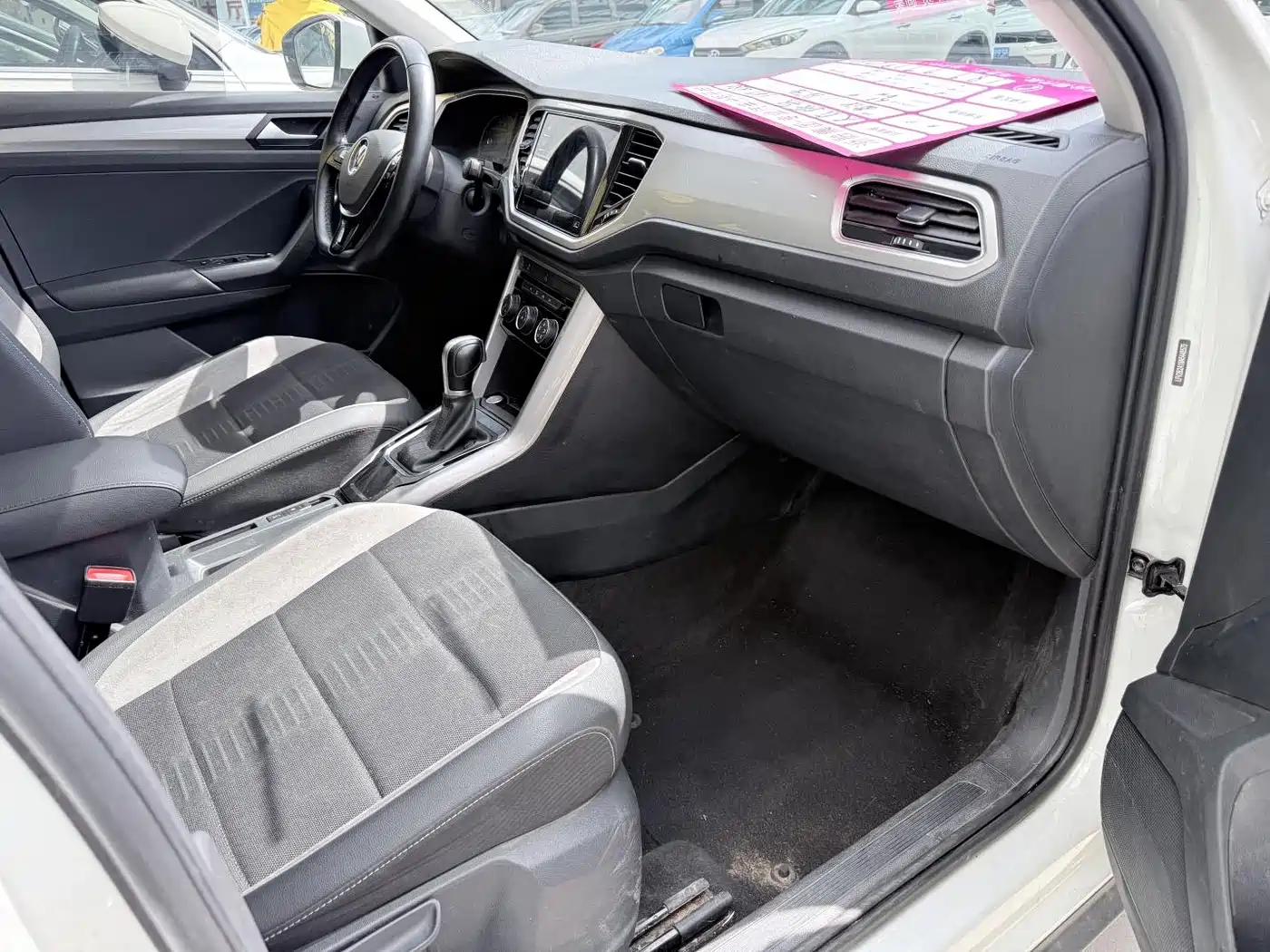 Volkswagen T-ROC 2022 280TSI DSG 2WD Elite PLUS фото 18