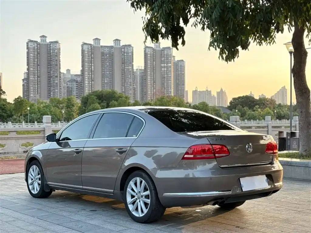 Volkswagen Magotan 2013 1.8TSI Premium фото 7