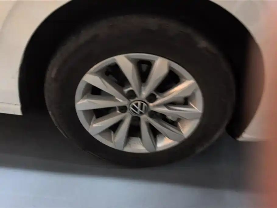 Volkswagen Bora 2024 200TSI Manual Smooth Ride Edition фото 6