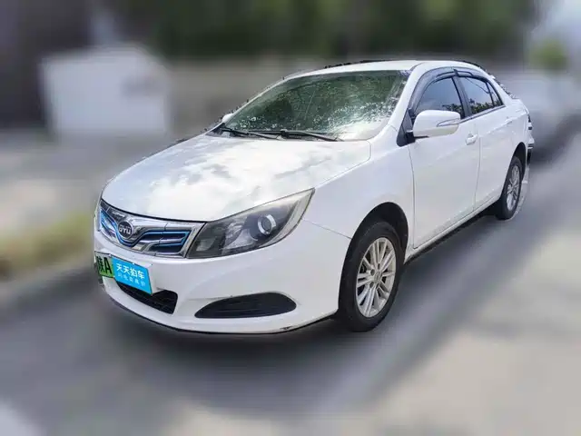 BYD BYD e5 2018 Mobility Edition