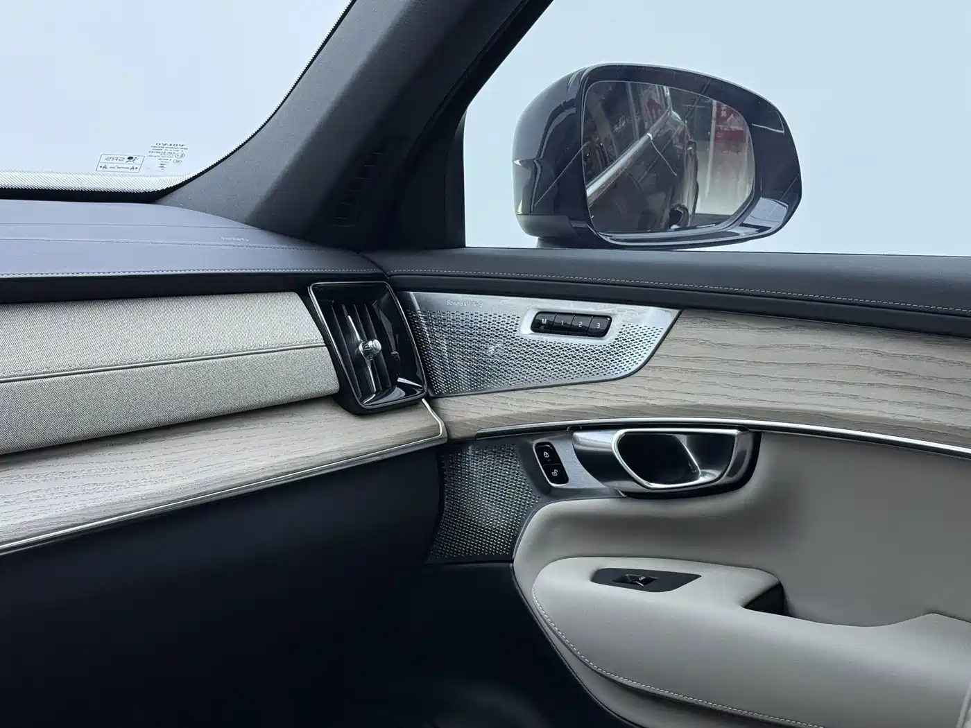 Volvo XC90 Plug-in Hybrid 2025 2025 Facelift T8 Smart Premium Luxury 7-seater