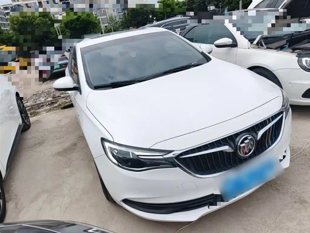 Buick Excelle 2021 Exemplar 1.5L Auto Elite фото 4