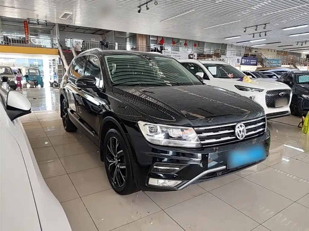 Volkswagen Tiguan L 2019 330TSI Auto 2WD Smart Luxury Edition China V фото 4