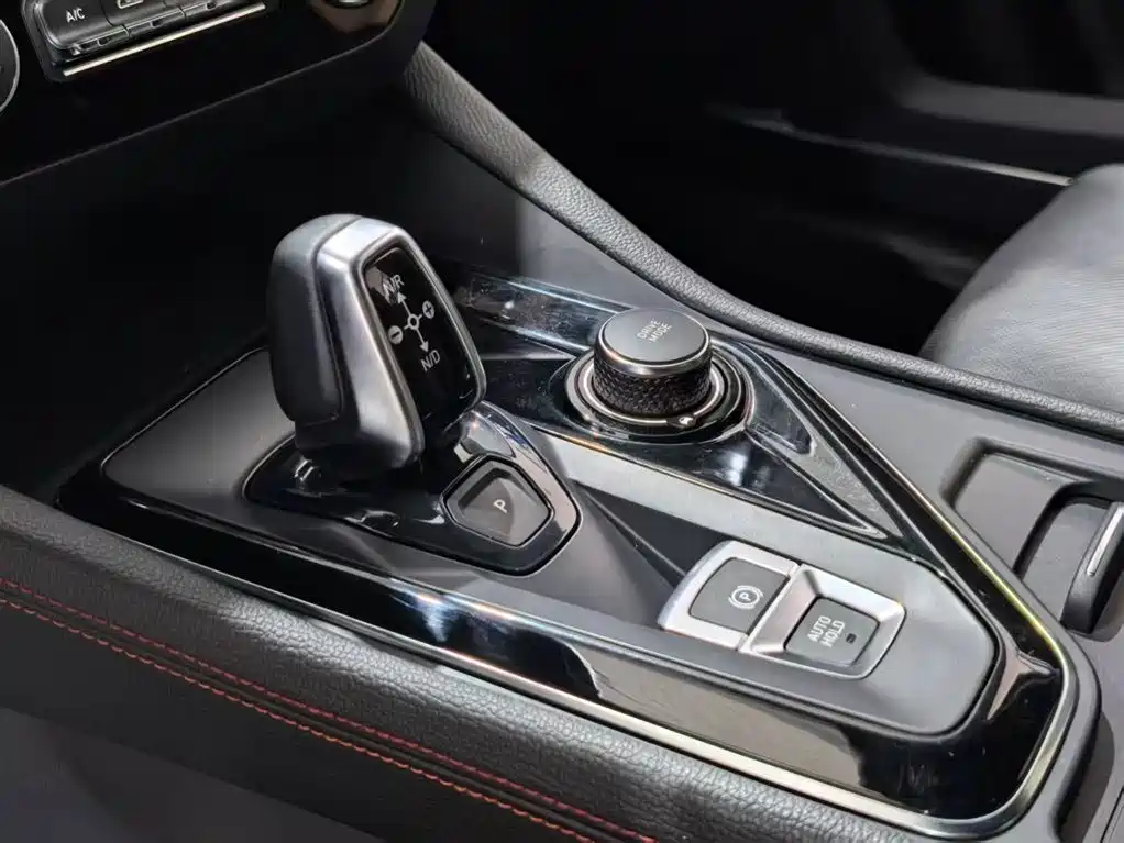 Lynk & Co 03 2018 1.5TD DCT Power Pro Version China V фото 3