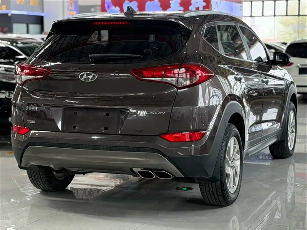 Hyundai Tucson 2015 1.6T Dual Clutch 2WD Smart фото 5
