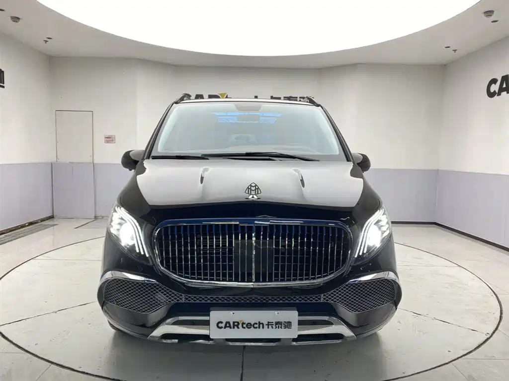 Mercedes-Benz Vito 2023 2.0T Elite 7-Seater фото 3