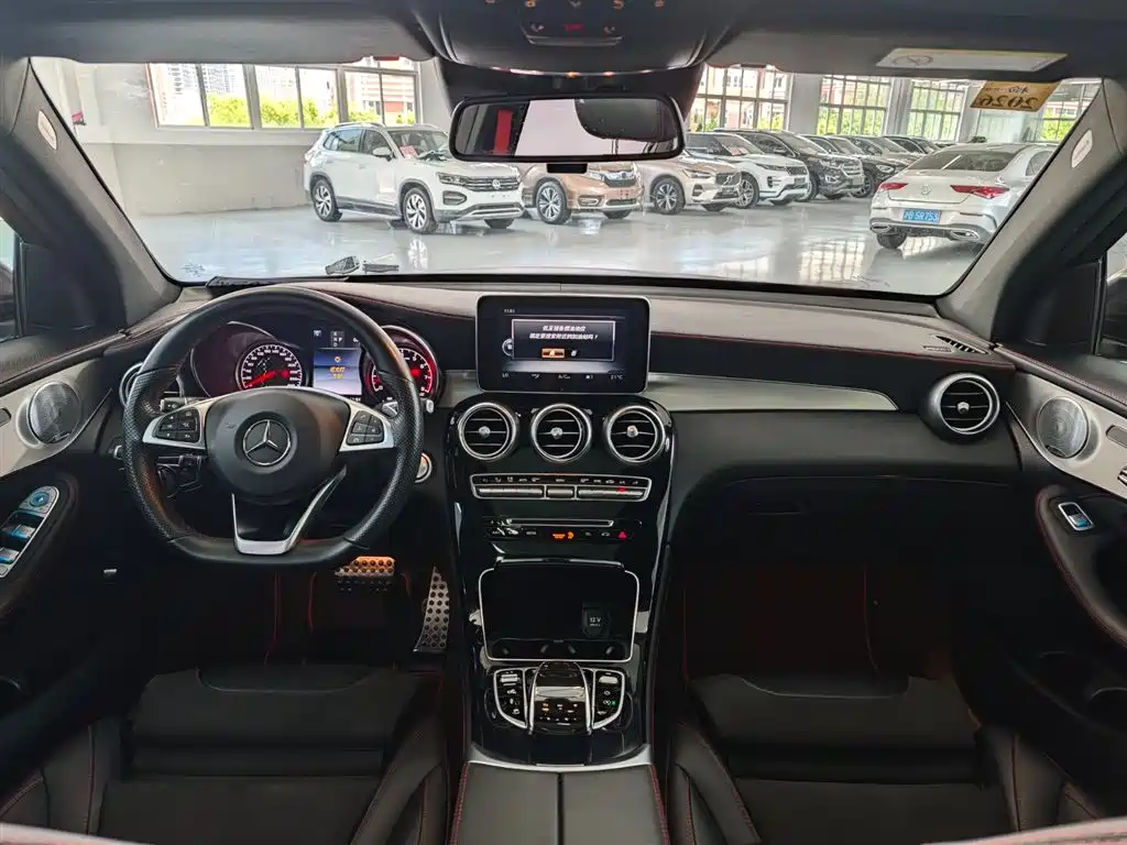 Mercedes-Benz GLC AMG 2017 AMG GLC 43 4MATIC фото 9