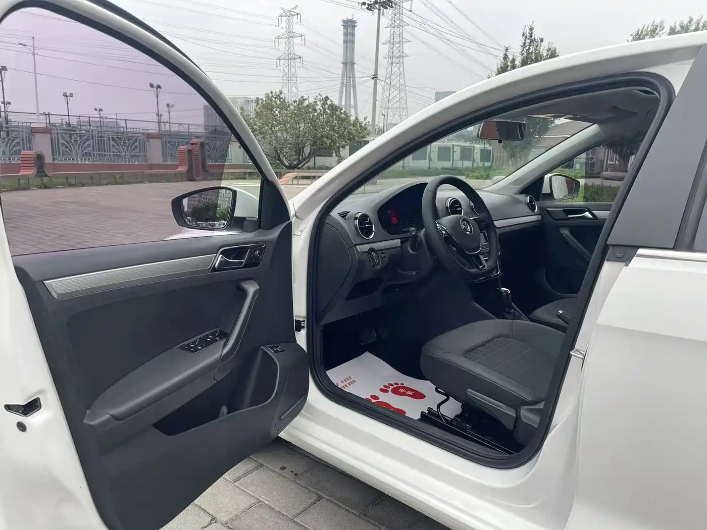 Volkswagen Jetta 2017 1.5L Automatic Comfort фото 11