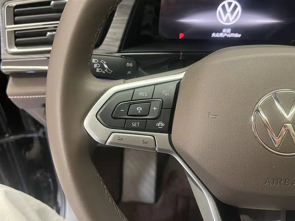 Volkswagen Viloran 2024 380TSI Prestige Edition фото 22