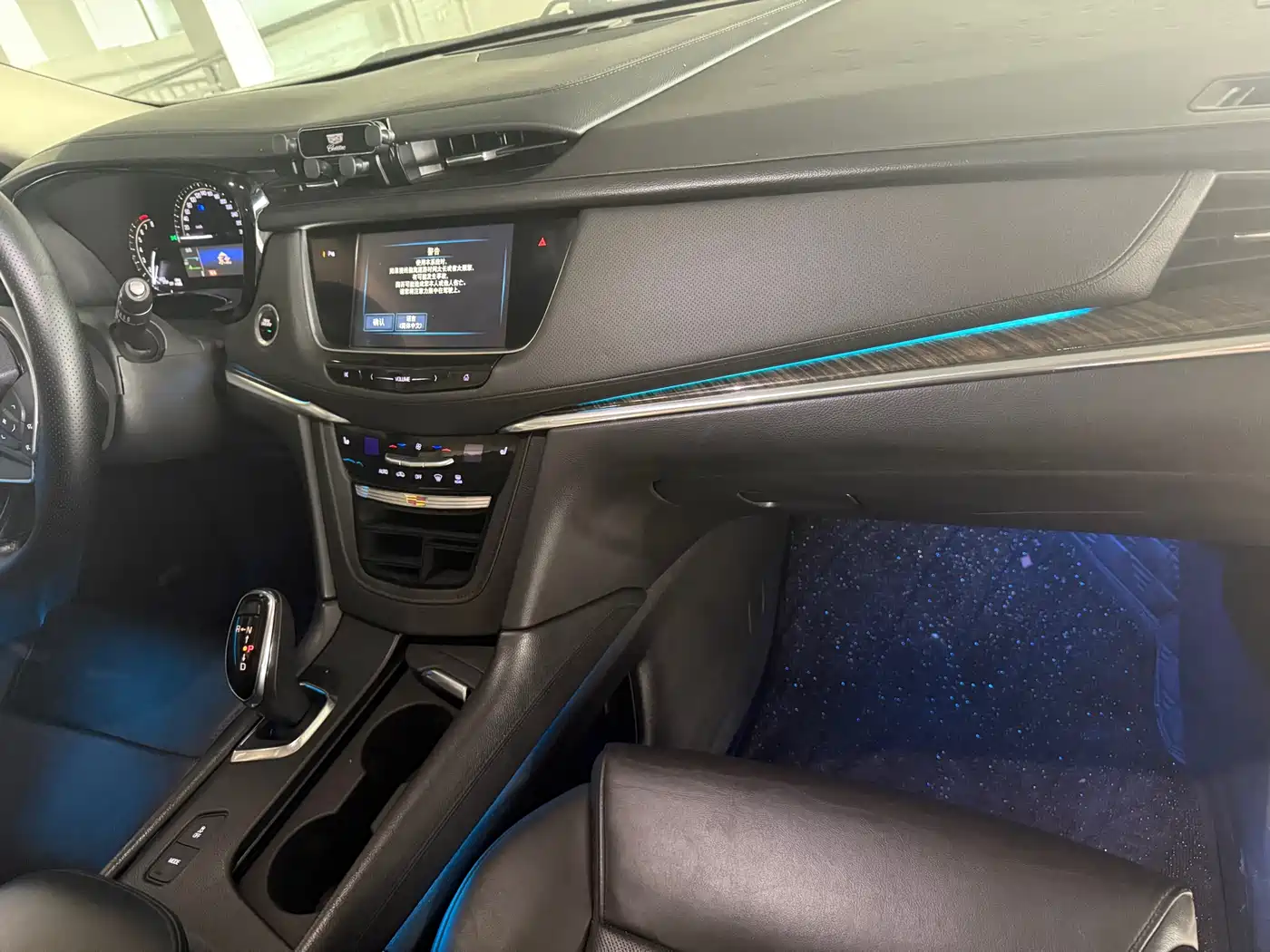 Cadillac XT5 2016 25T Luxury Model фото 5