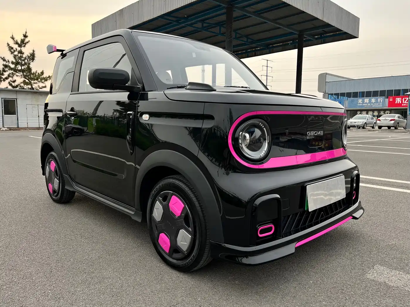 GEELY GALAXY PANDA