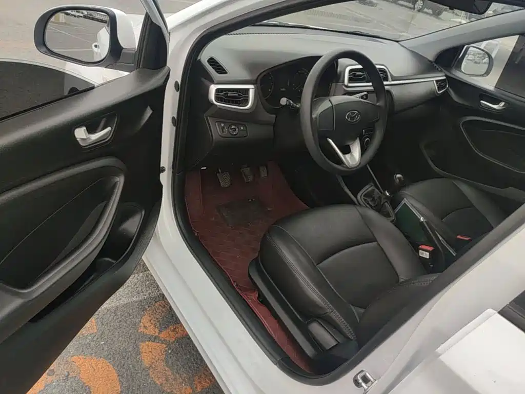 Hyundai Verna 2020 2020 1.4L Manual GL Renewal Edition