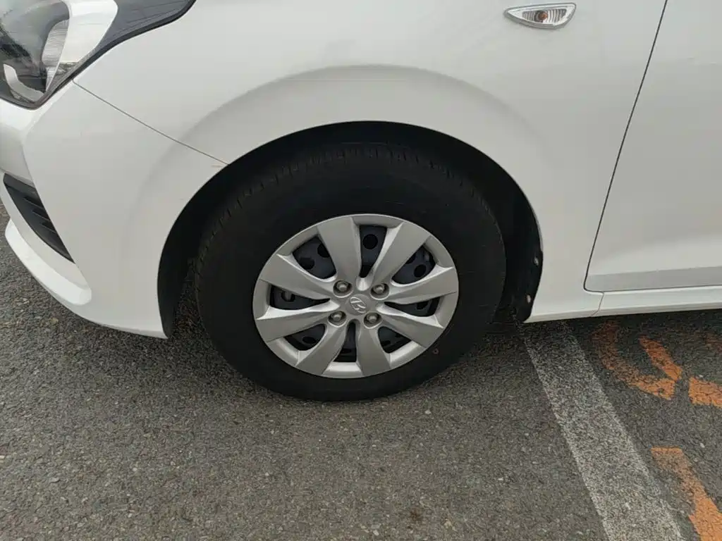 Hyundai Verna 2020 2020 1.4L Manual GL Renewal Edition