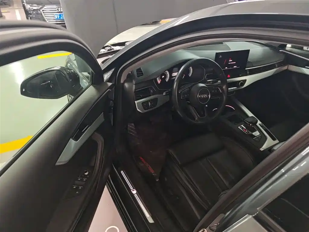 Audi A4L 2022 40 TFSI Luxury Dynamic фото 23