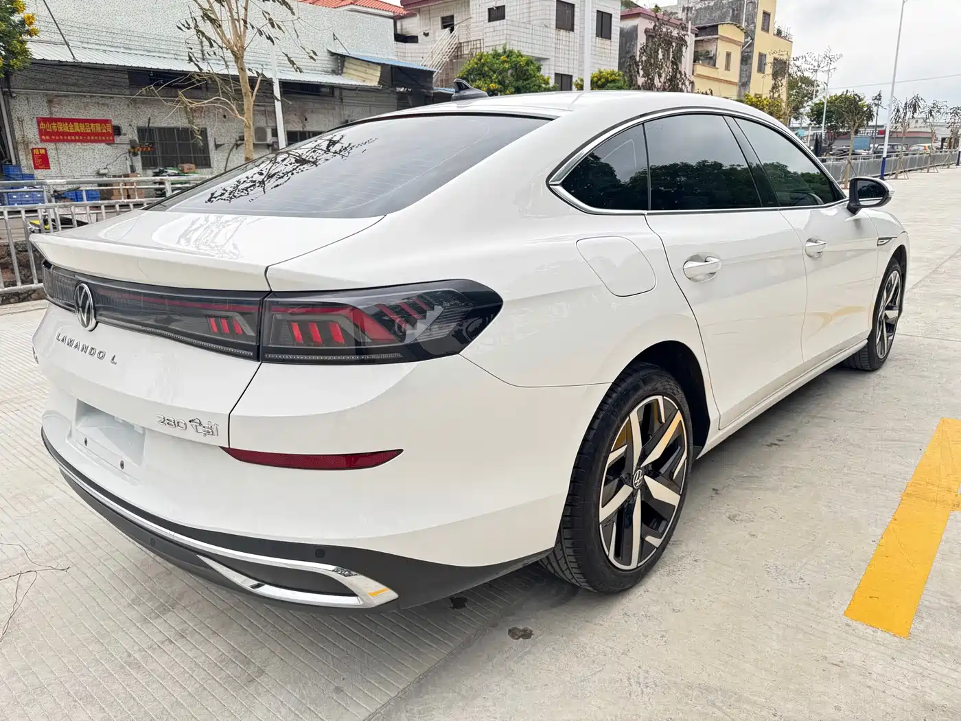 Volkswagen Lamando 2023 Lamando L 280TSI DSG Cool Edition фото 4