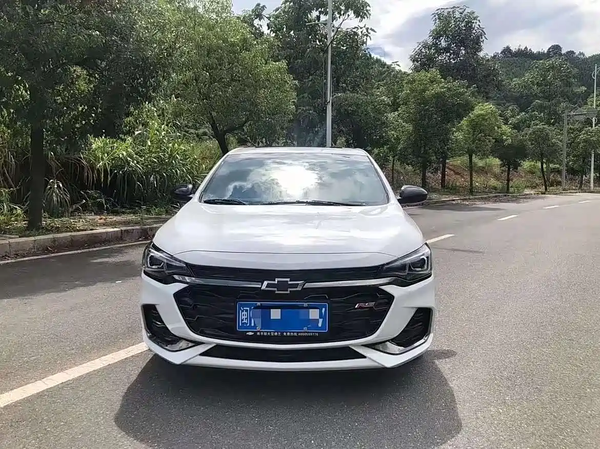 Chevrolet Monza 2019 RS 330T Auto Smooth Edition China VI фото 2