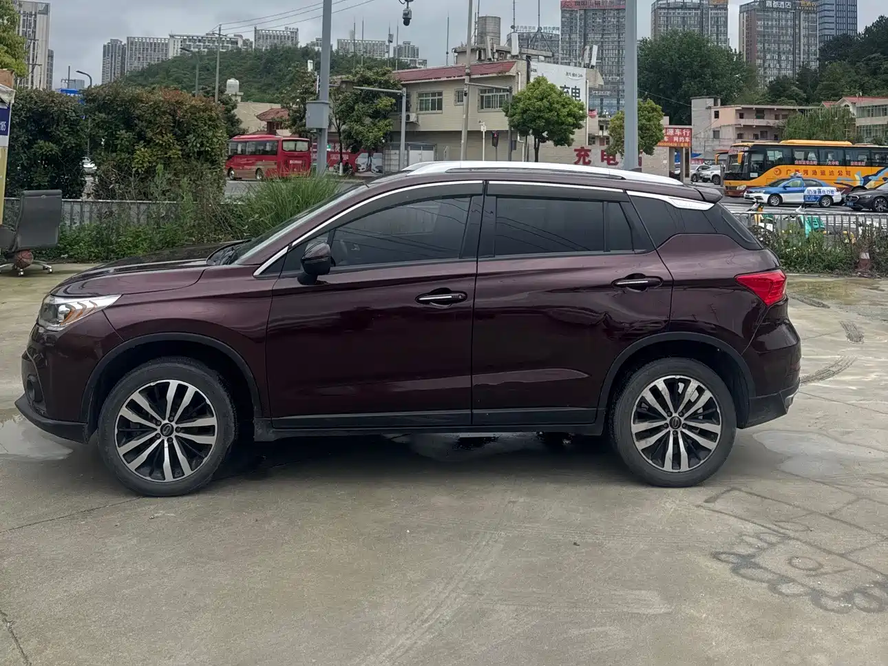 GAC Trumpchi Trumpchi GS4 2015 200T G-DCT Luxury Edition фото 3